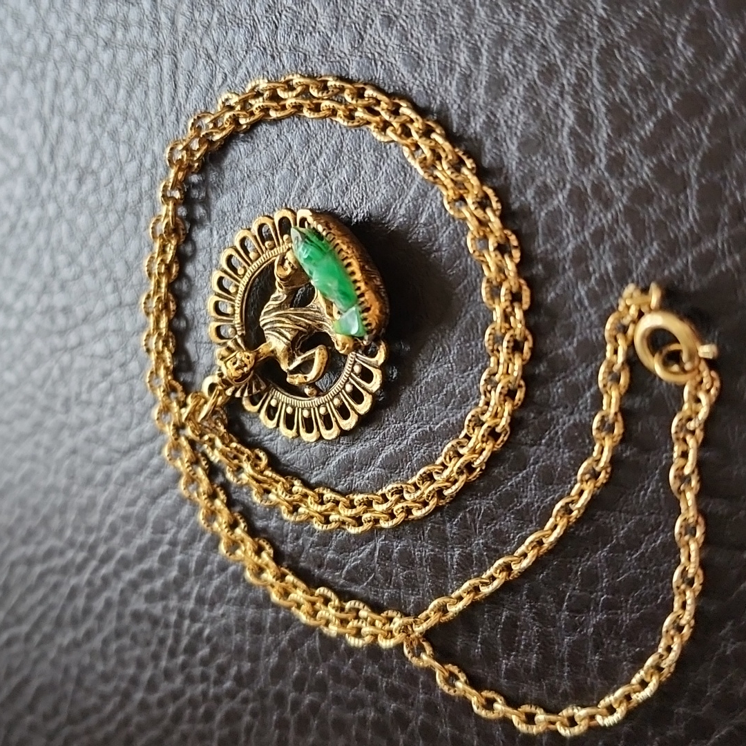 Vtg Necklace